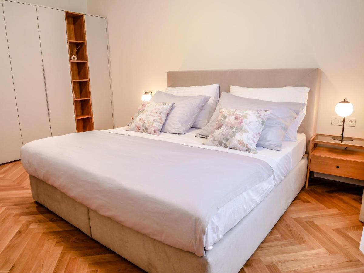 Laurinska 1 Apartments براتسيلافا المظهر الخارجي الصورة