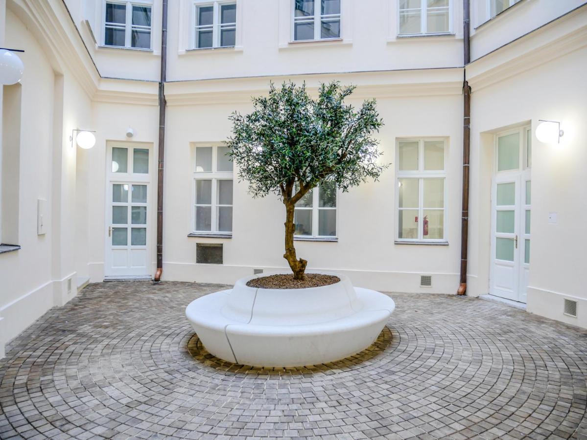 Laurinska 1 Apartments براتسيلافا المظهر الخارجي الصورة