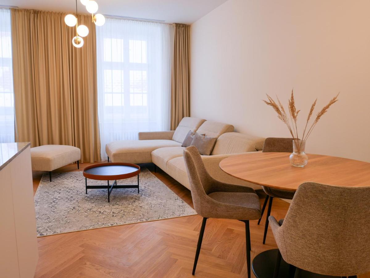 Laurinska 1 Apartments براتسيلافا المظهر الخارجي الصورة