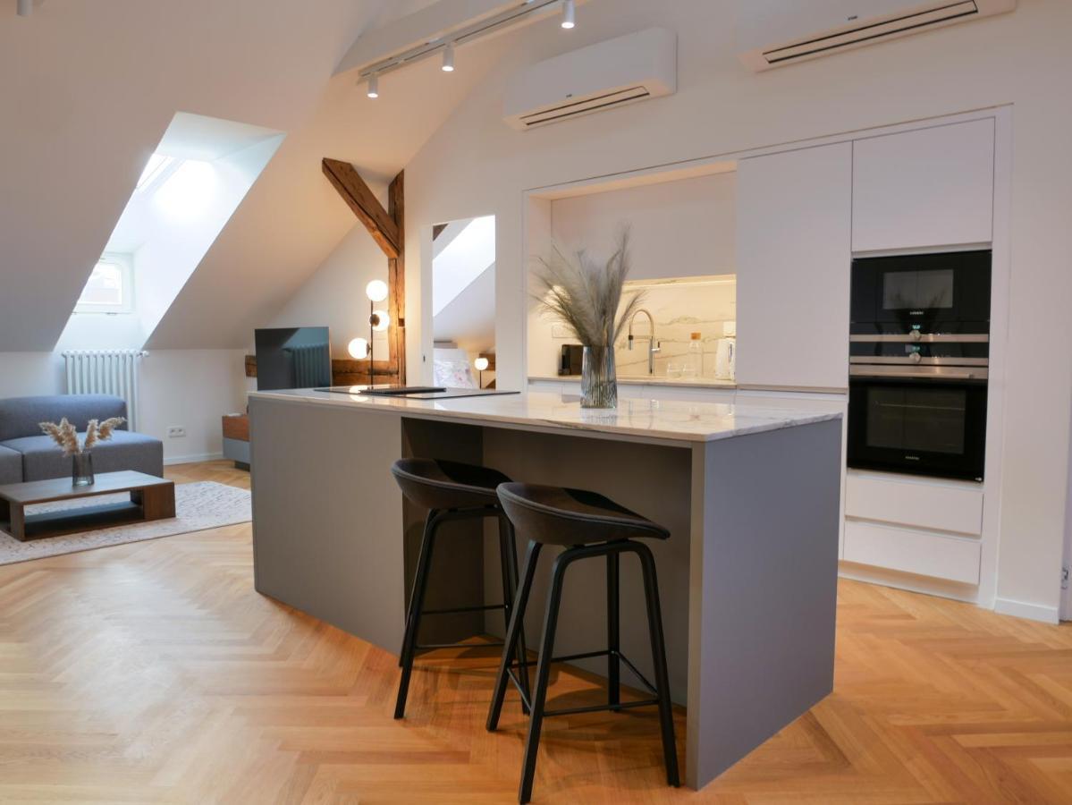 Laurinska 1 Apartments براتسيلافا المظهر الخارجي الصورة
