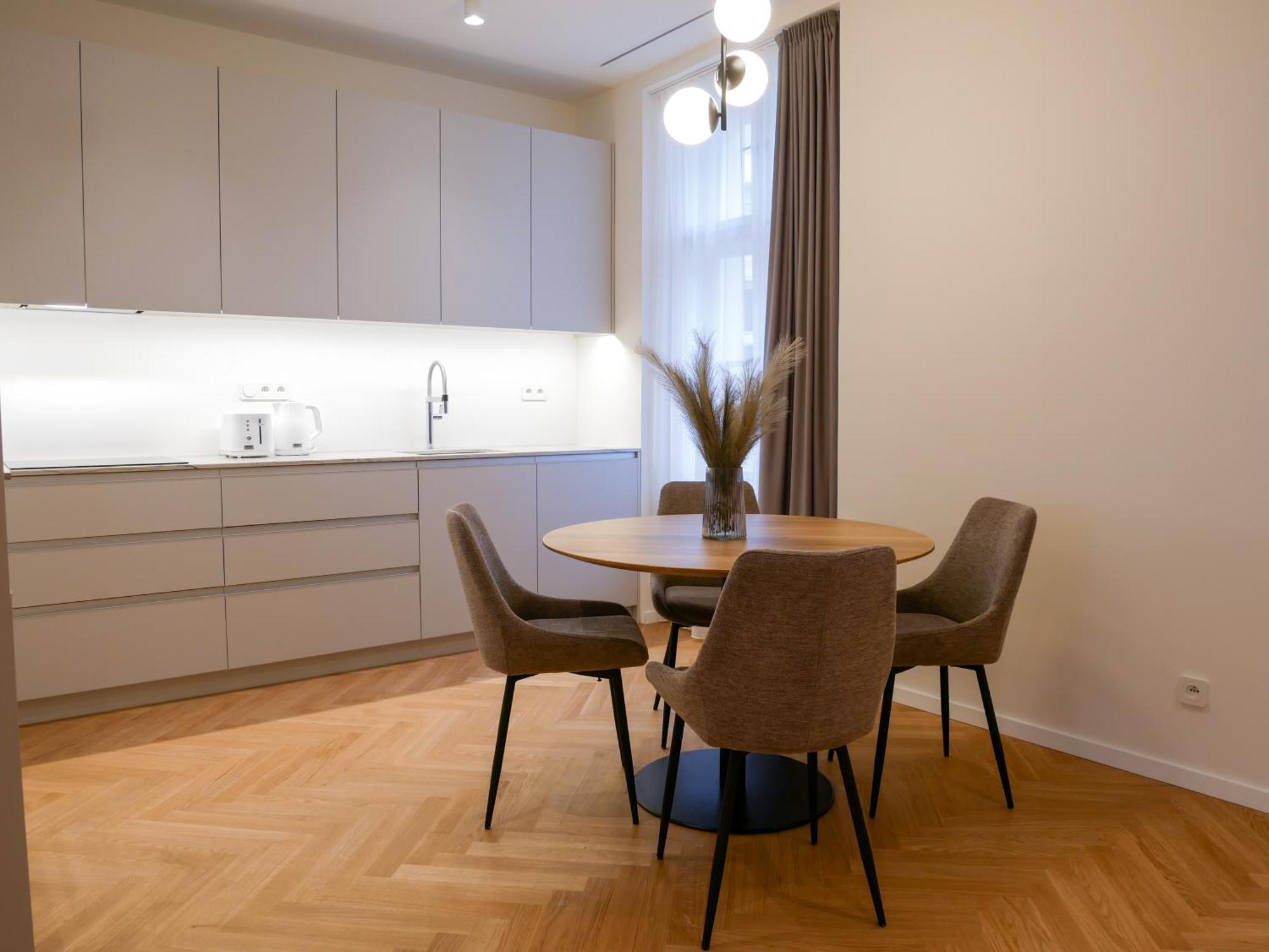 Laurinska 1 Apartments براتسيلافا المظهر الخارجي الصورة